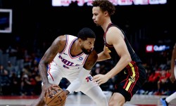 乔治空砍35分约翰逊12+10+12 老鹰险胜76人