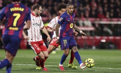 西甲-丢掉榜首！亚马尔失点+失单刀 巴萨1-2遭赫罗纳绝杀