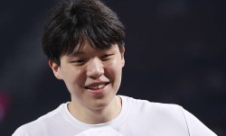 杨瀚森出场份额彻底清零 下放发展联盟只是时间问题!