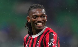 惊爆！利物浦正式询价莱奥！拜仁秘密会谈曝光，米兰死守1.3亿防线！