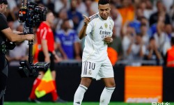 无私让点！26岁姆巴佩升华成皇马真领袖：10场砍14球西甲第1杀神