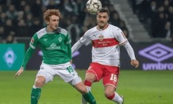 法甲焦点战：斯特拉斯堡主场死磕巴黎圣日耳曼，黑马能否掀翻豪门？