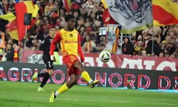 法甲MVP前腰要提前加盟鲁能？已顺利完成入籍手续，曾是马赛队长